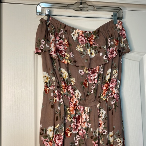 Floral jumpsuit - Picture 3 of 3